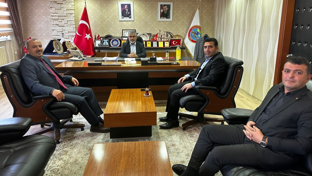 İlçe Belediye Başkanımız Ahmet ÖÇAL' a Ziyaret 