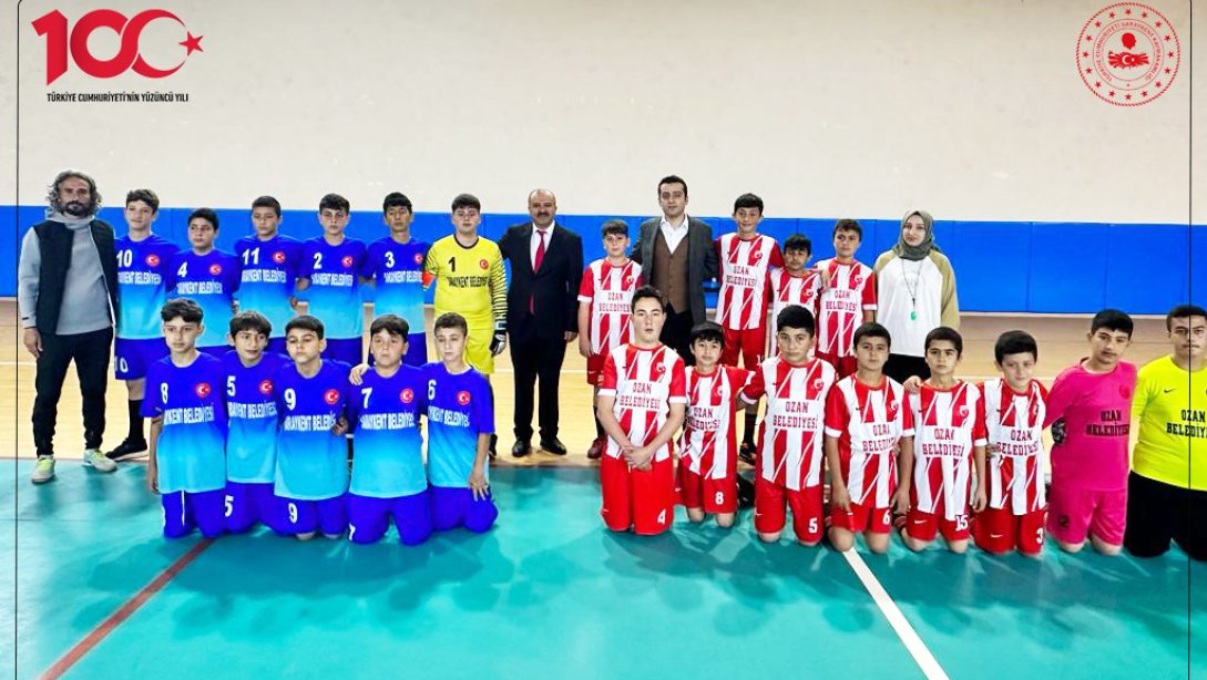 100. Yıl Futsal Turnuvası Başladı.