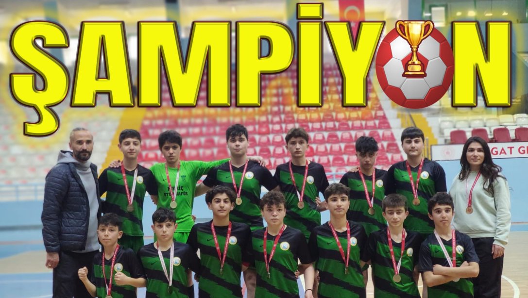 Futsalda İl Şampiyonu belli oldu. Beden eğitim öğretmenimiz Önder KAVAK yönetiminde İl futsal müsabakalarına katılan Şehit Beytullah Yeşilay İmam Hatip Ortaokulu 