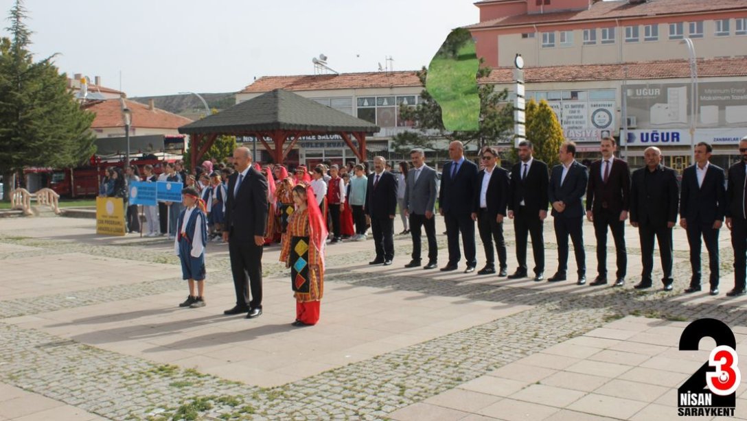 23 Nisan Ulusal Egemenlik ve Çocuk Bayramı İlçe Milli Eğitim Müdürümüz Sayın Ahmet DOĞAN'ın çelenk sunma töreni ile başladı.